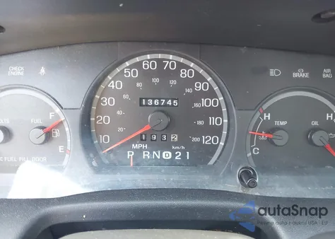 2000 Ford Crown Victoria Lx из США, поврежденный, VIN 2FAFP74W5YX150007